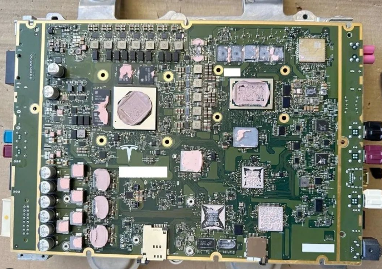 智能座舱控制器散热，使用哪些导热界面材料？